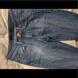 Joe’s Jeans size 26 skinny fit